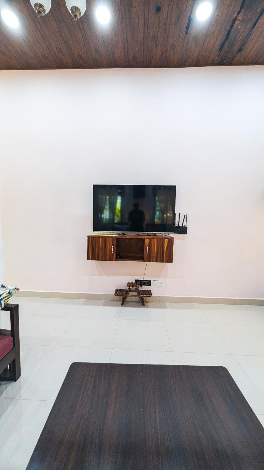 The First House By V3Homestay 4Bhk Private Pool Calangute Exterior photo